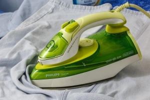 Vlekken op kleding vermijden tijdens het strijken?