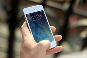 Hoe een google reverse image search op iphone en android te doen?