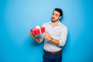 Hoe vind je verborgen kerstcadeaus