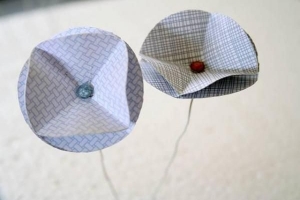 Stap voor stap een 3d-papieren bloem maken met afbeeldingen
