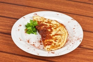 Hoe maak je een kaasomelet - eenvoudig recept