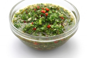 Hoe argentijnse chimichurri-saus te maken