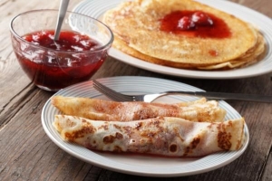 Hoe maak je pannenkoeken zonder eieren?