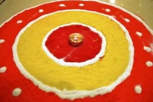 Stap voor stap rangoli met stippen maken