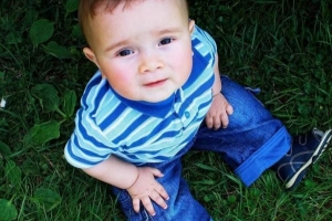 Hoe een zoutoplossing voor baby's te maken?