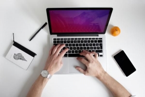Hoe instagram-foto's op pc op te slaan