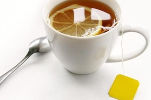 Is het goed om vitamines met thee te nemen?